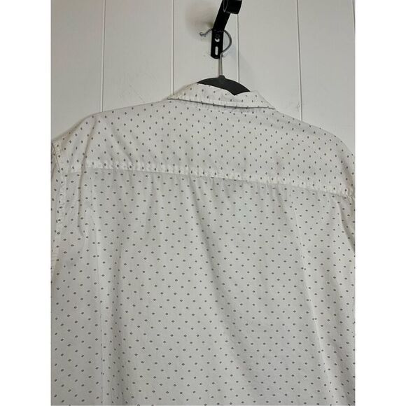 Voyager Mens Size XXL Button Front Shirt White Geometric Print Short Sleeves - Picture 8 of 13